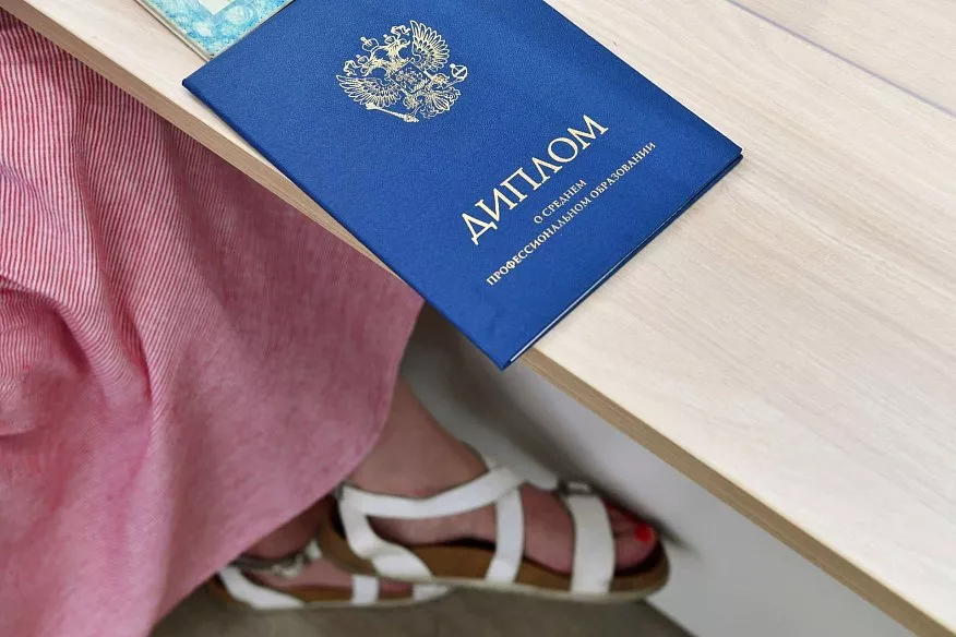 Объясняем.рф: Есть ли у детей военнослужащих-контрактников льготы при поступлении в образовательные учреждения?  