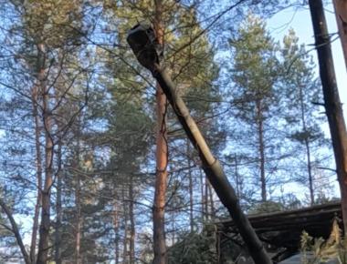 Расчеты самоходных гаубиц «Мста-С» группировки войск «Север» уничтожили пункты управления БПЛА и живую силу противника